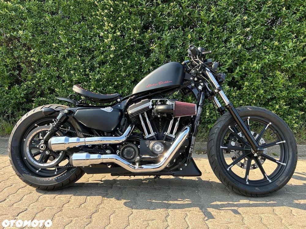 Harley-Davidson Sportster Iron 883 - 1