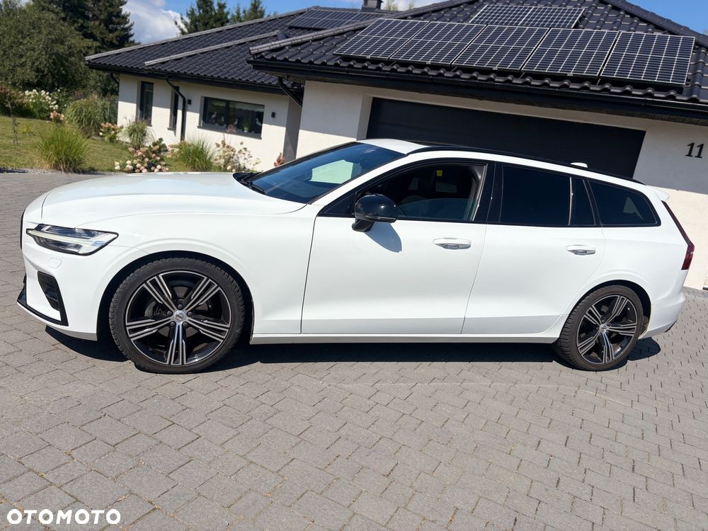 Volvo V60 B4 D R-Design - 9