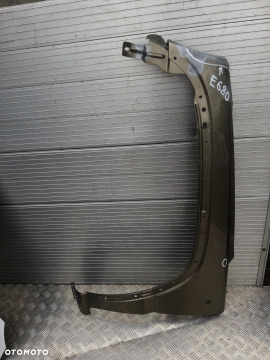 E680 LEWY BŁOTNIK  JEEP LIBERTY CHEROKEE 2001-07 - 1