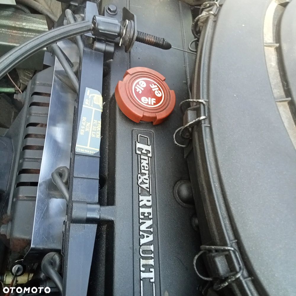 Renault Clio - 7