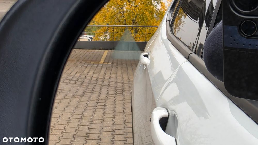 Jeep Compass - 35