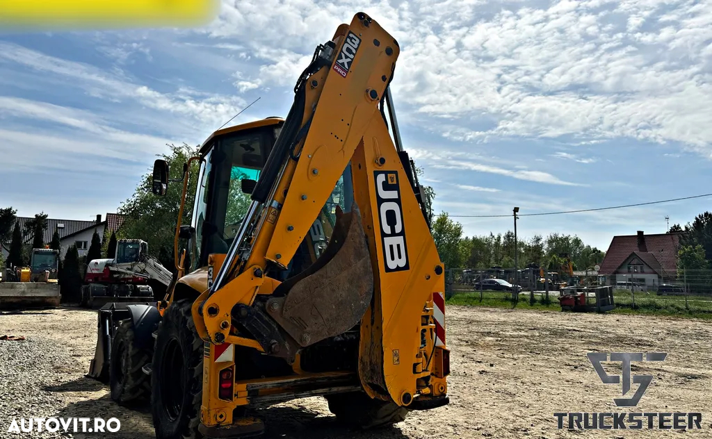JCB 3CX - 10