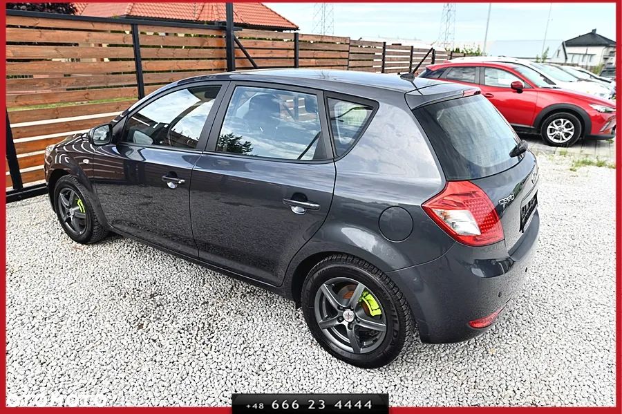 Kia Ceed 1.4 CVVT LX - 10