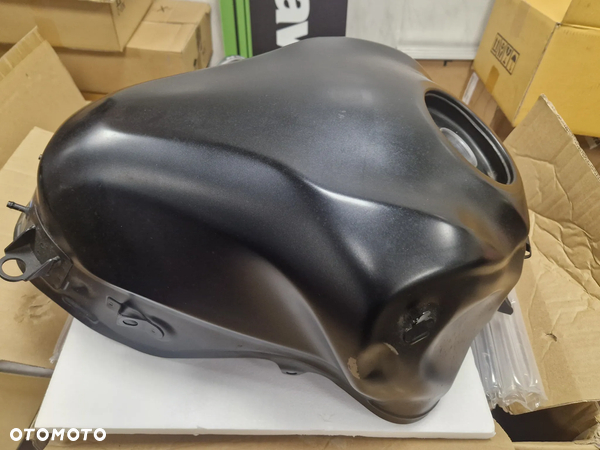 Zbiornik paliwa kawasaki Z900
