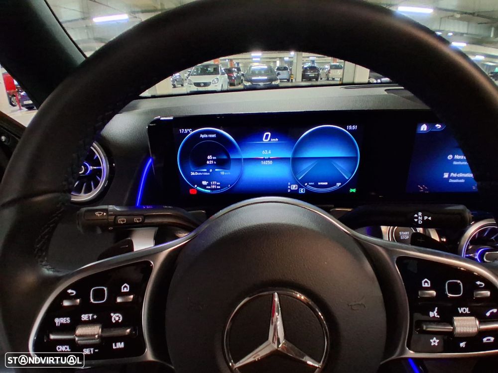 Mercedes-Benz EQB 250+ Edition 1 - 4