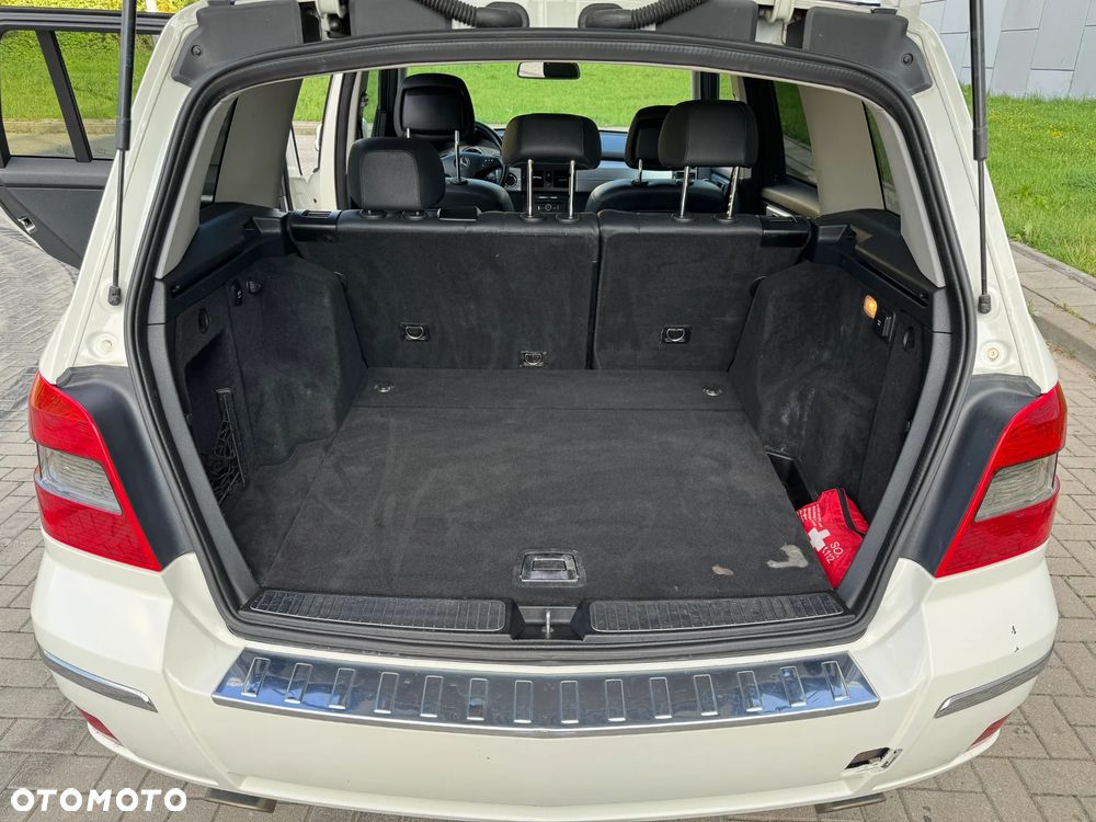 Mercedes-Benz GLK 350 4-Matic - 17