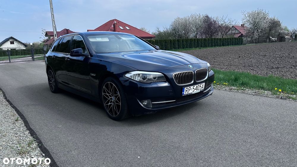 BMW Seria 5 530d xDrive - 3