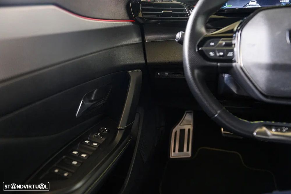 Peugeot 308 1.6 Hybrid GT e-EAT8 - 41