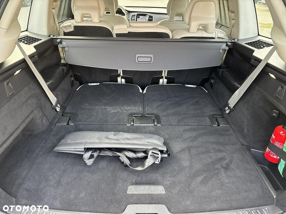 Volvo XC 90 - 18