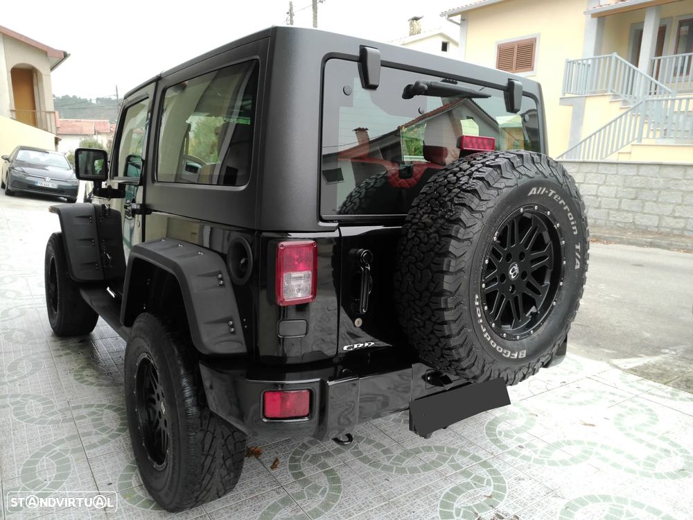 Jeep Wrangler Hard-Top 2.8 CRD DPF Sport - 3