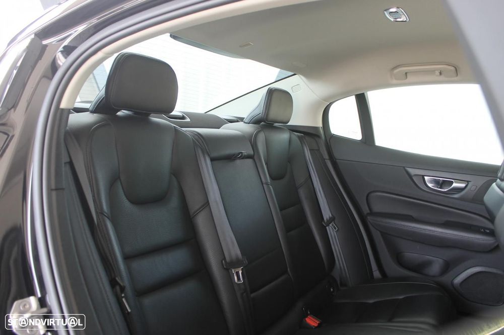 Volvo S60 2.0 T8 PHEV Inscription AWD - 16