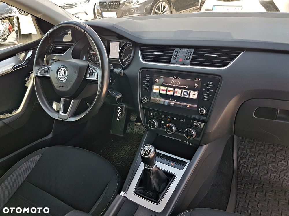 Skoda Octavia 2.0 TDI SCR Ambition - 23