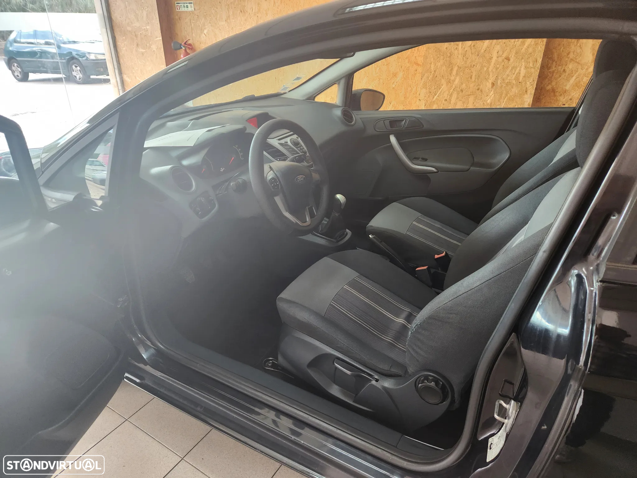 Ford Fiesta 1.4 TDCi Titanium - 24