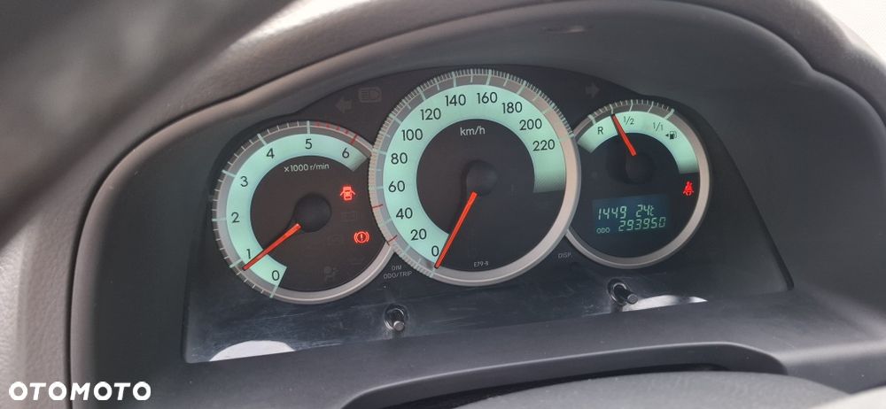 Toyota Corolla Verso - 5