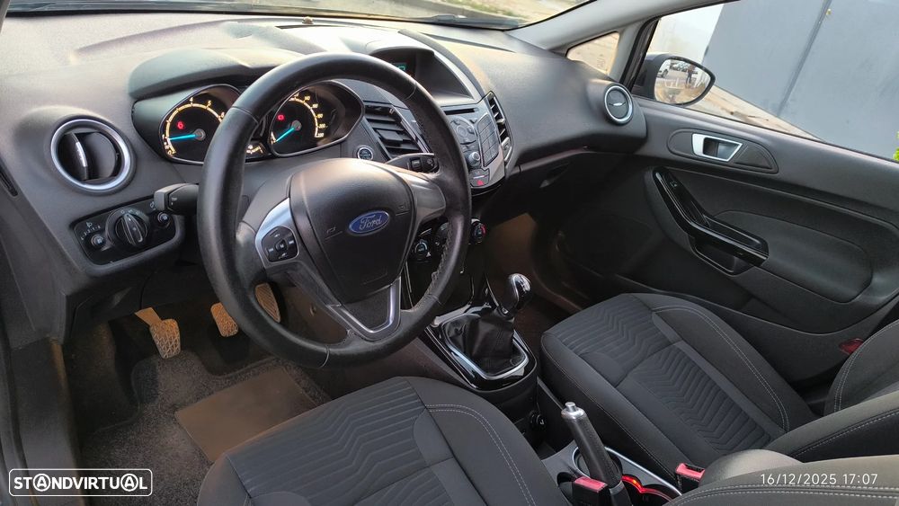 Ford Fiesta 1.0 Ti-VCT Titanium - 30