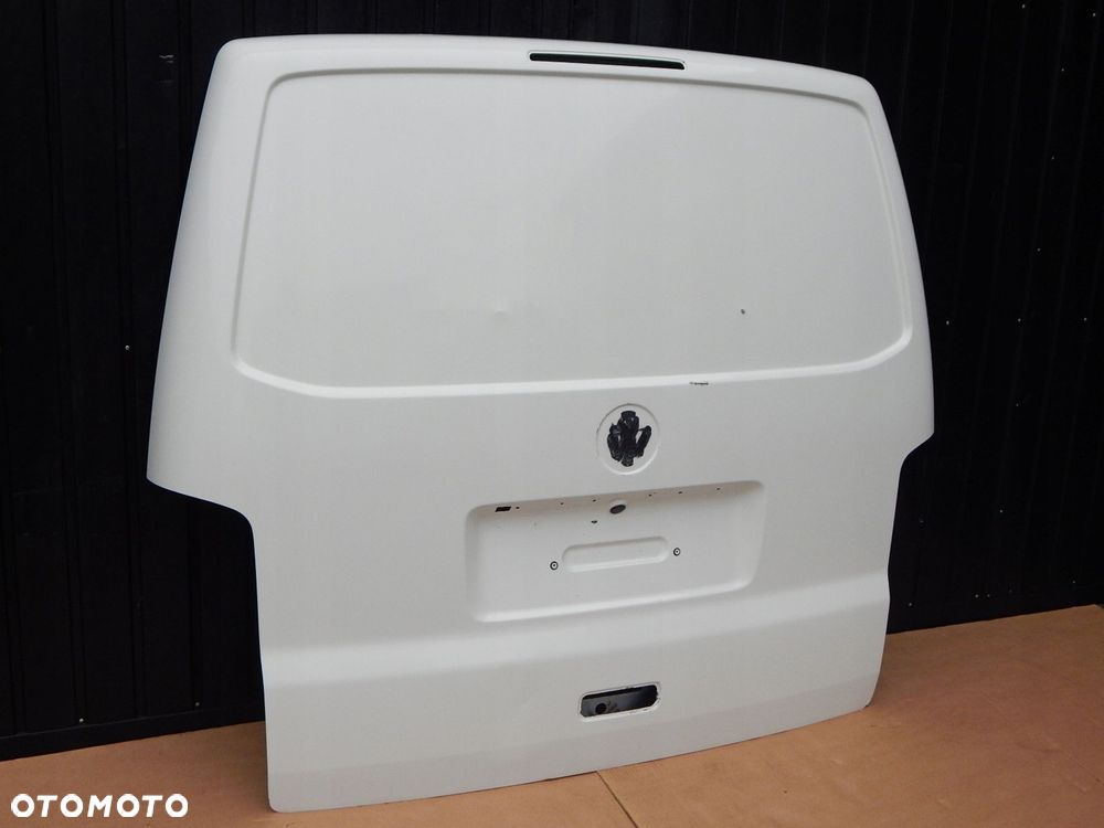 vw t5 klapa bagażnika tył tylna biała r902 - 3