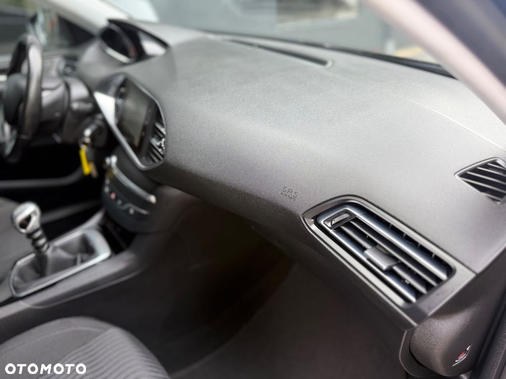 Peugeot 308 BlueHDi 120 Stop & Start Allure - 25