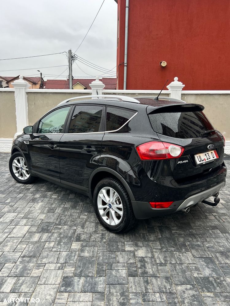 Ford Kuga 2.0 TDCi 4WD Powershift Titanium - 3