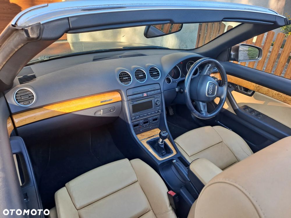 Audi A4 Cabrio - 6