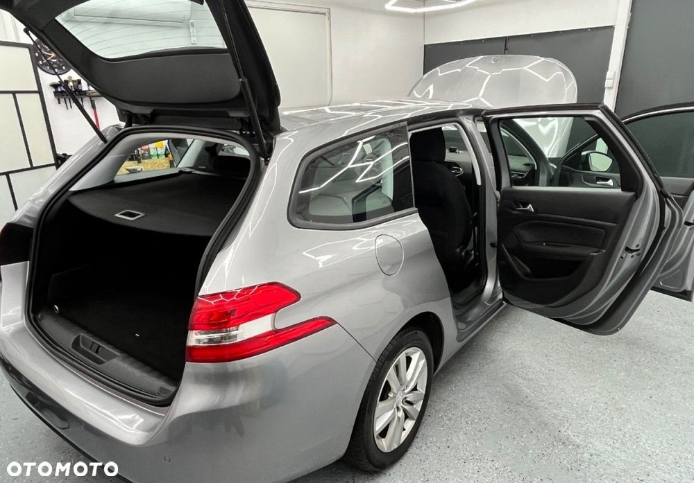 Peugeot 308 - 36