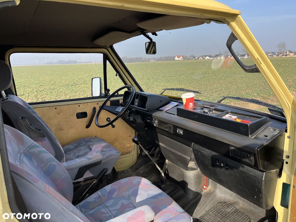 Volkswagen Transporter - 6