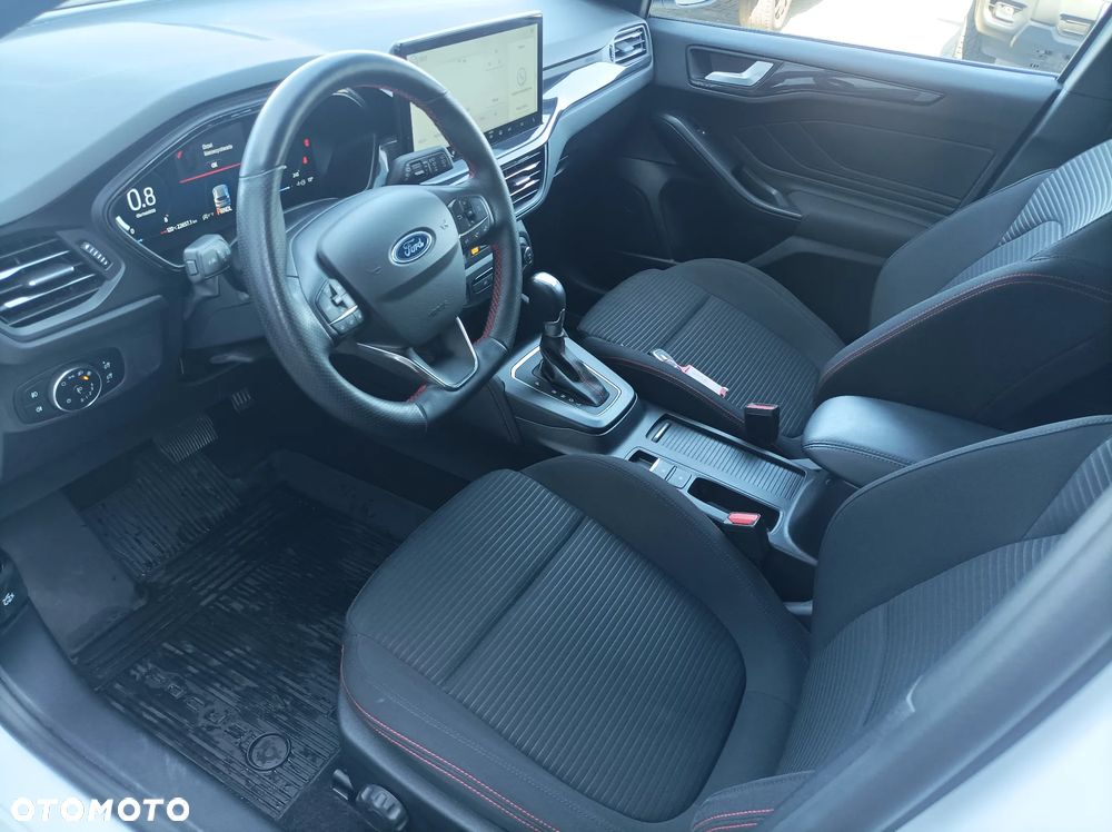 Ford Focus 1.0 EcoBoost mHEV ST-Line X - 15