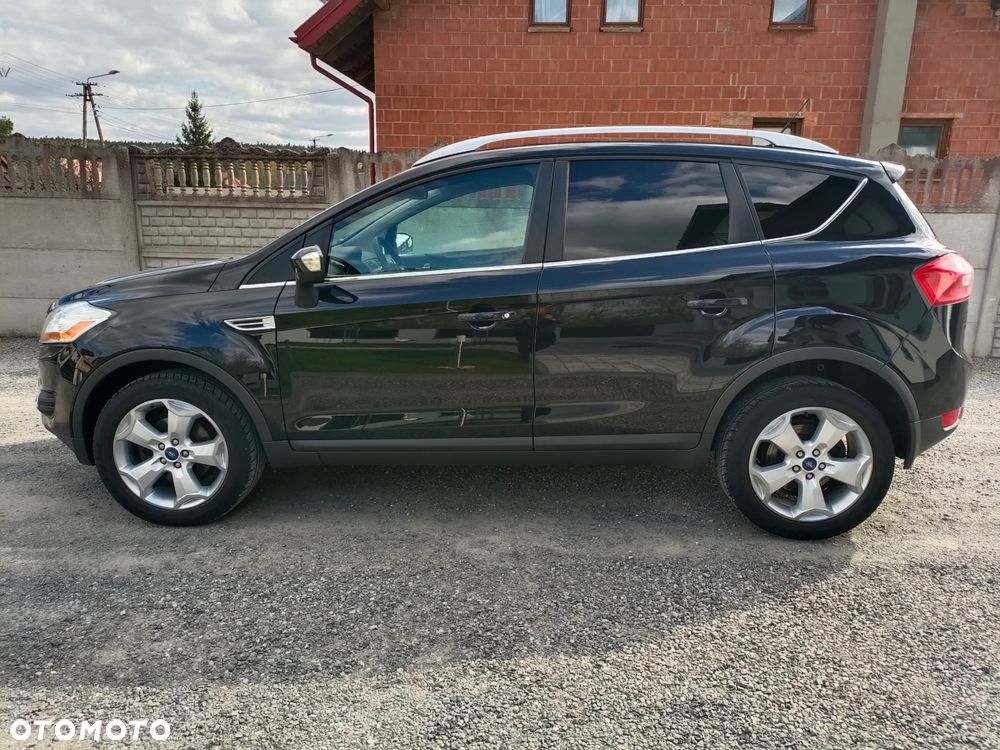 Ford Kuga 2.0 TDCi 4x4 Titanium - 24
