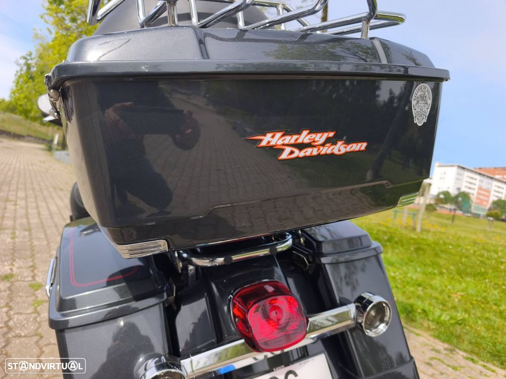 Harley-Davidson Electra glide - 18