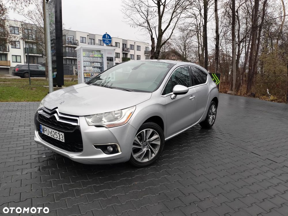 Citroën DS4 1.6 e-HDi SoChic MCP - 1
