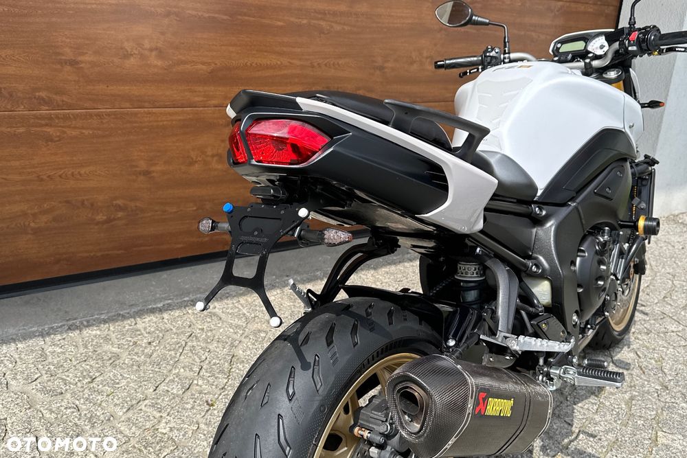 Yamaha FZ8 - 14