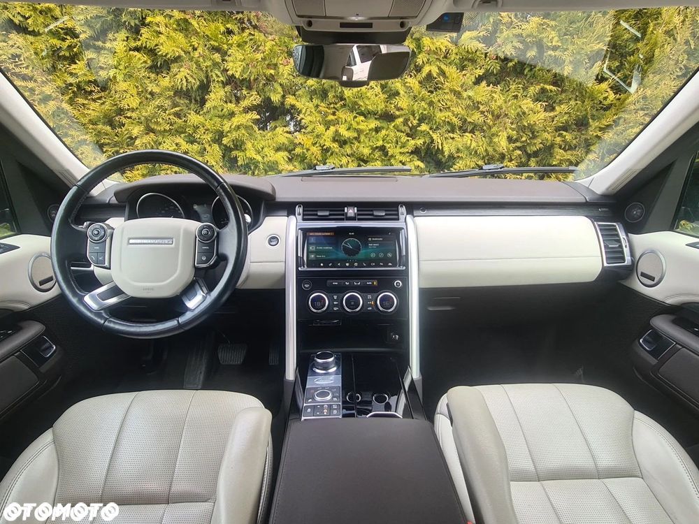 Land Rover Discovery - 12