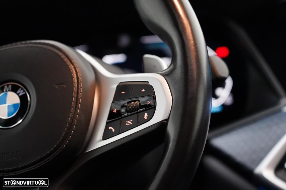 BMW X5 45 e xDrive Pack M - 25