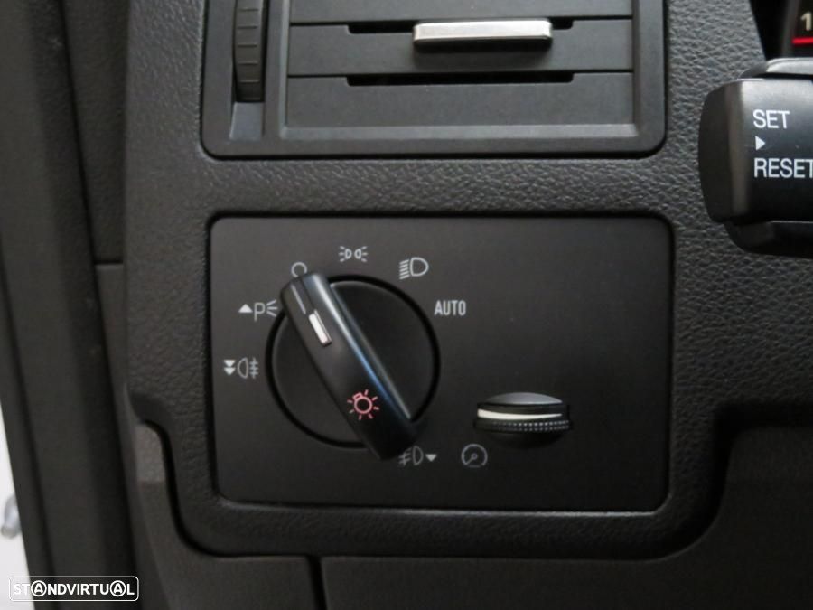 Ford Kuga 2.0 TDCi 4x4 Aut. Titanium - 14