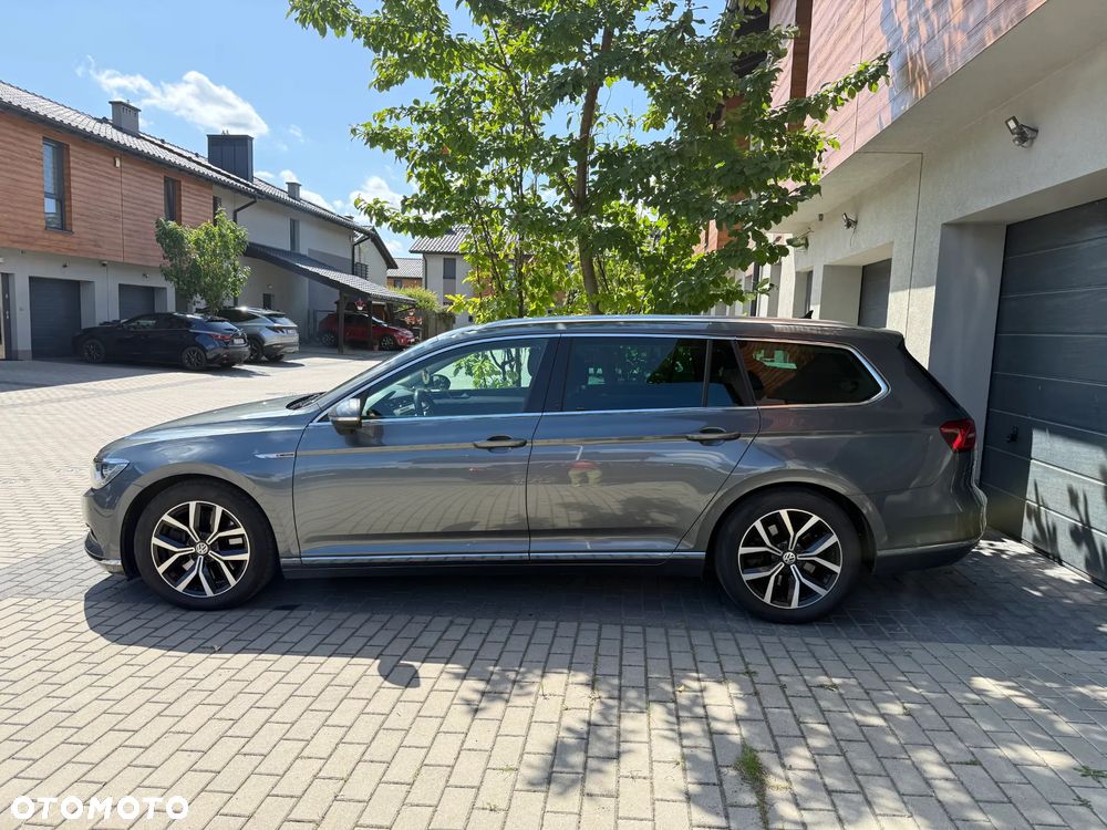 Volkswagen Passat - 3