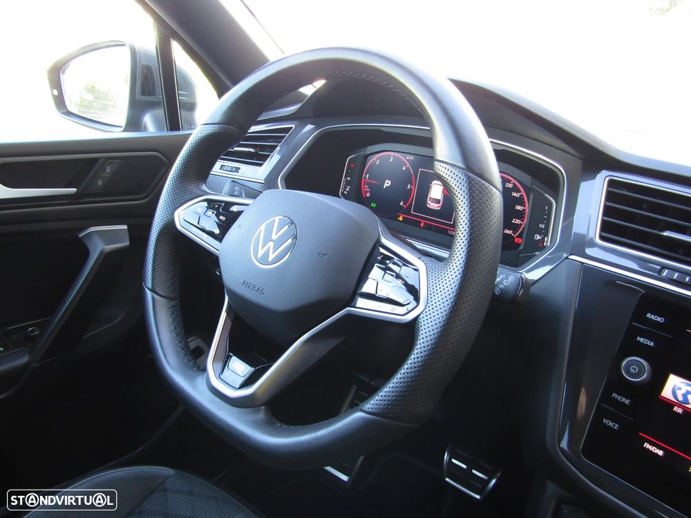 VW Tiguan Allspace 2.0 TDI R-Line DSG - 29