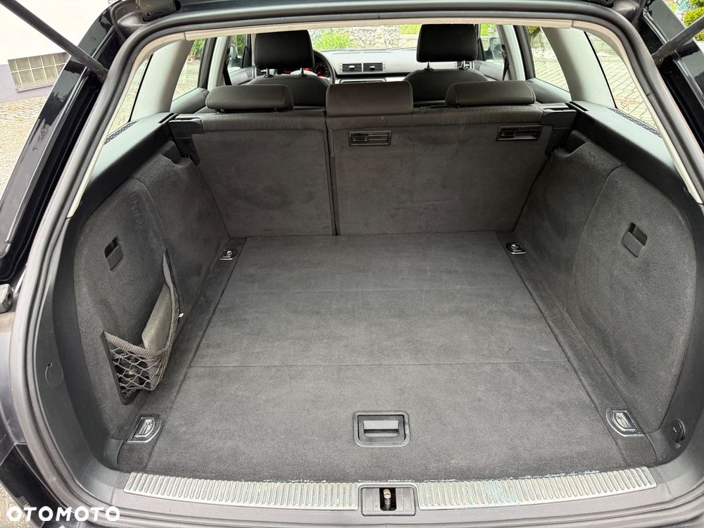 Audi A4 Avant 2.0 TDI - 25