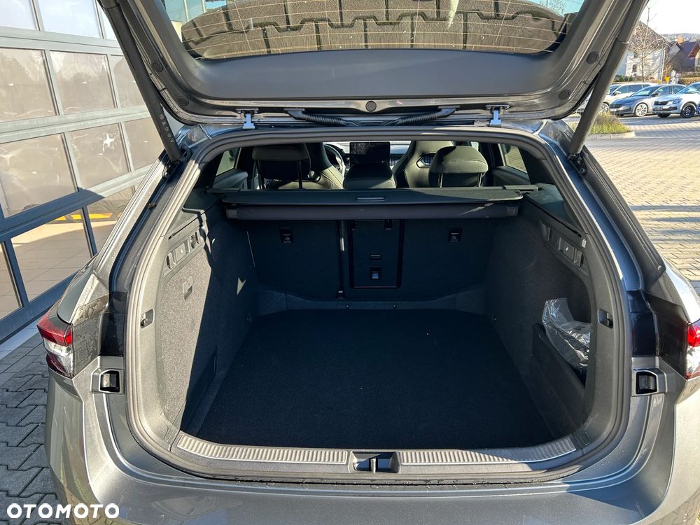 Skoda Superb 2.0 TDI SCR 4x4 Sportline DSG - 12