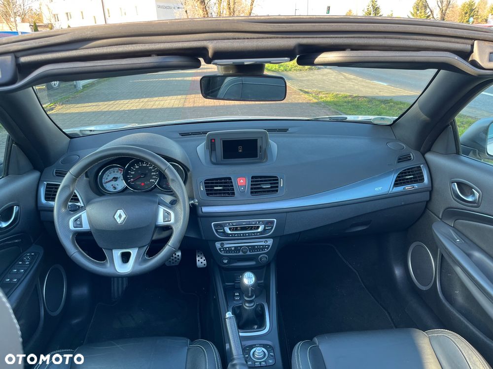 Renault Megane TCe 180 GT - 24