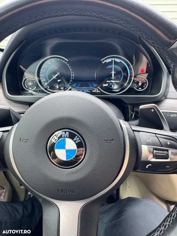BMW X6 M M50d - 12