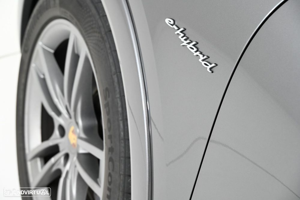 Porsche Cayenne E-Hybrid - 12