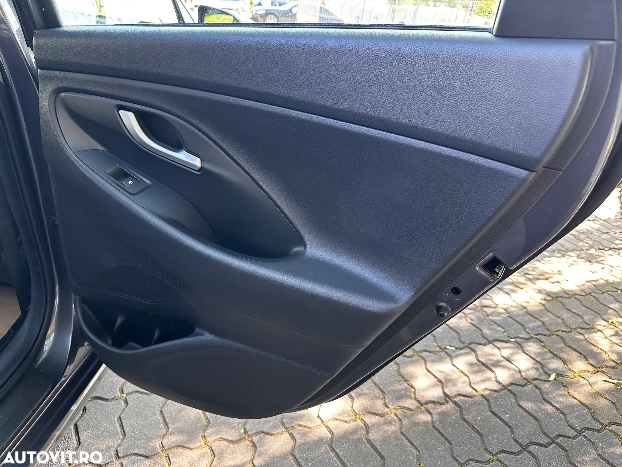 Hyundai i30 Kombi 1.6 CRDI DCT Premium - 37