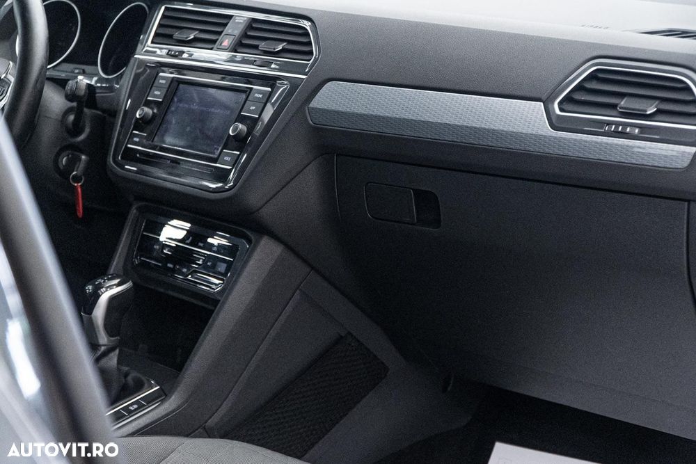 Volkswagen Tiguan 2.0 TDI SCR DSG 4Motion Elegance - 30
