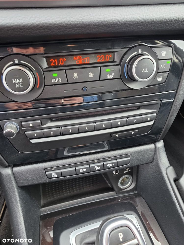 BMW X1 xDrive18d xLine - 21