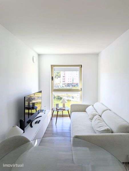 Apartamento T1 com lugar garagem Centro Valença - Grande imagem: 2/8