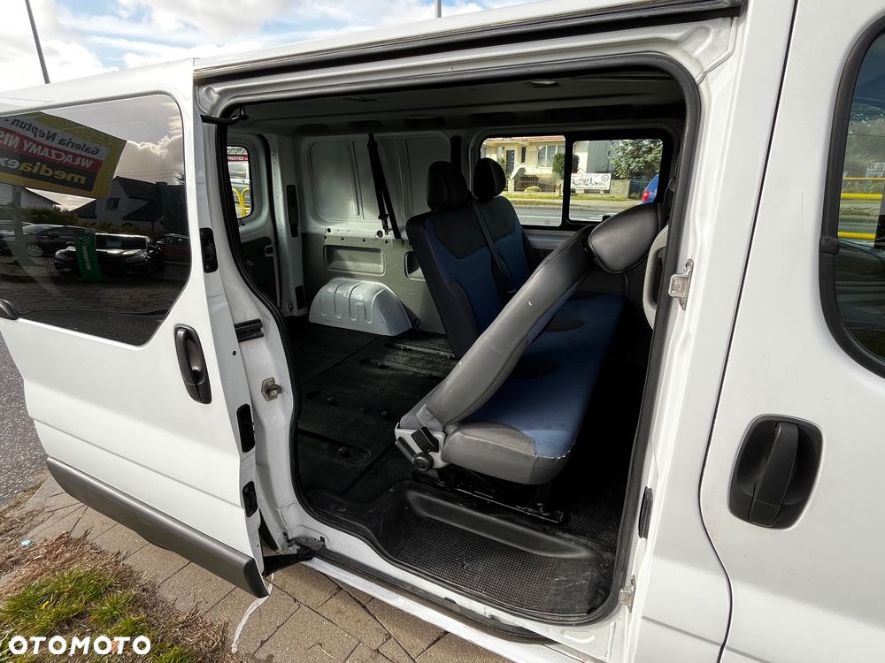 Renault Trafic 2013 photo 4