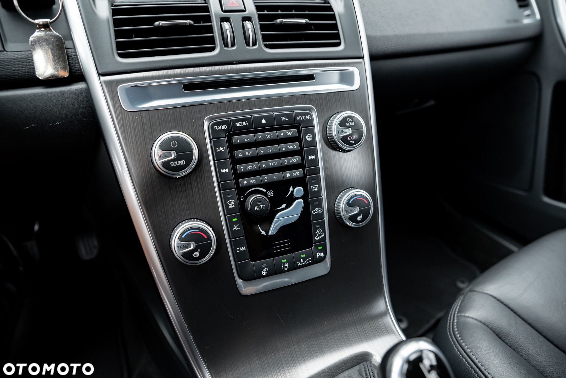 Volvo XC 60 D5 AWD Summum - 36
