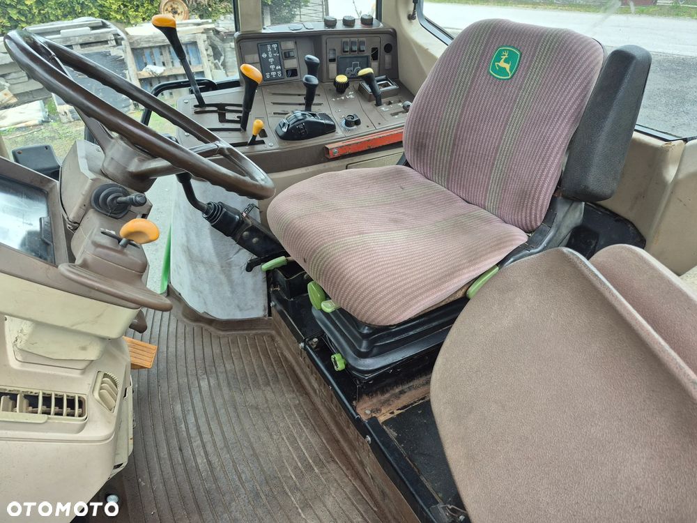 John Deere 6210 - 8