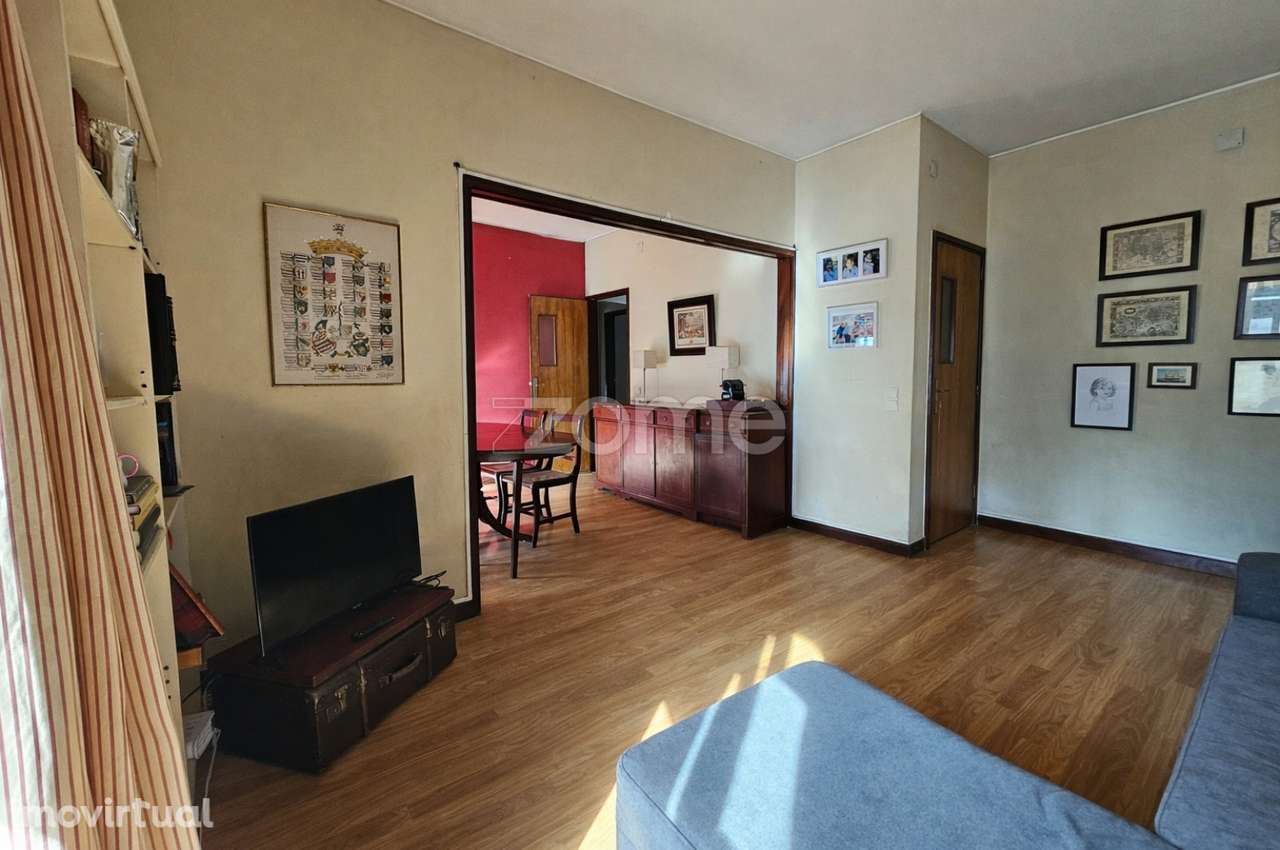 Apartamento T4 com varanda e elevador em Paranhos, Porto - Grande imagem: 5/29