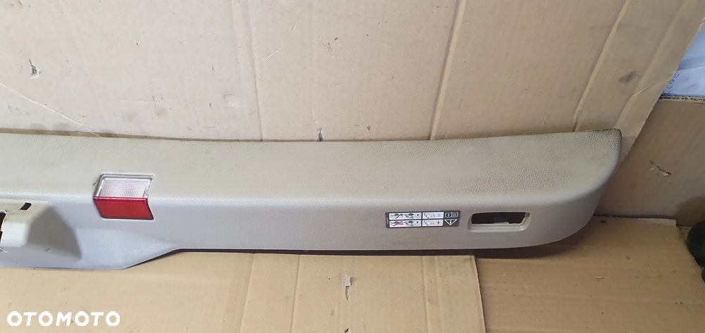 Tapicerka osłona klapy bagażnika Mercedes GL X166 W166 A1667400272 - 4
