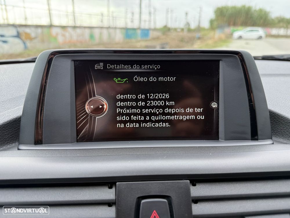 BMW 116 d Advantage Auto - 30